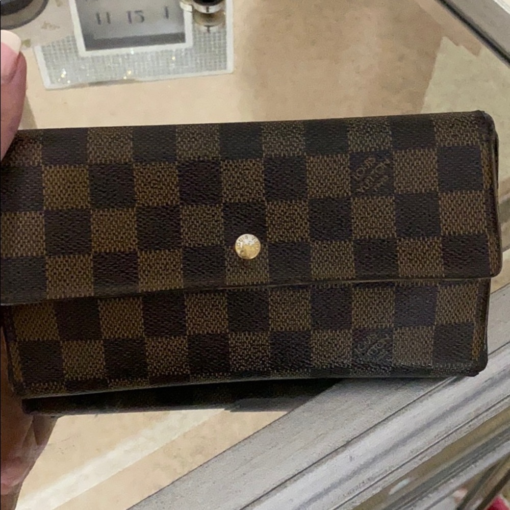 Louis Vuitton ebene wallet